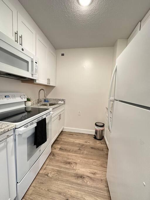 Cozy 1 Bedroom Apartment In Downtown Gadsden, Al Bagian luar foto