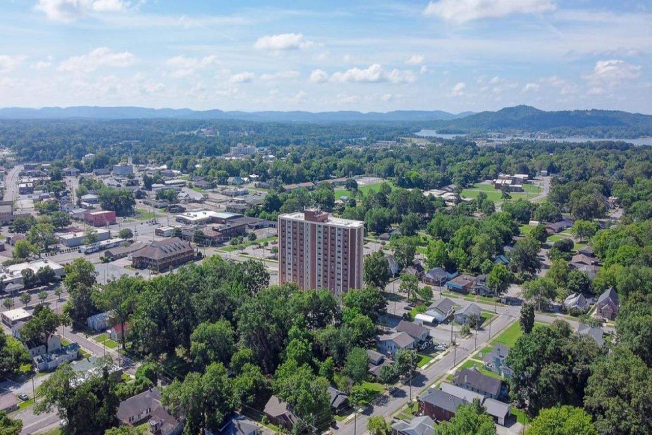 Cozy 1 Bedroom Apartment In Downtown Gadsden, Al Bagian luar foto